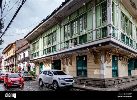 nearest mall in intramuros
